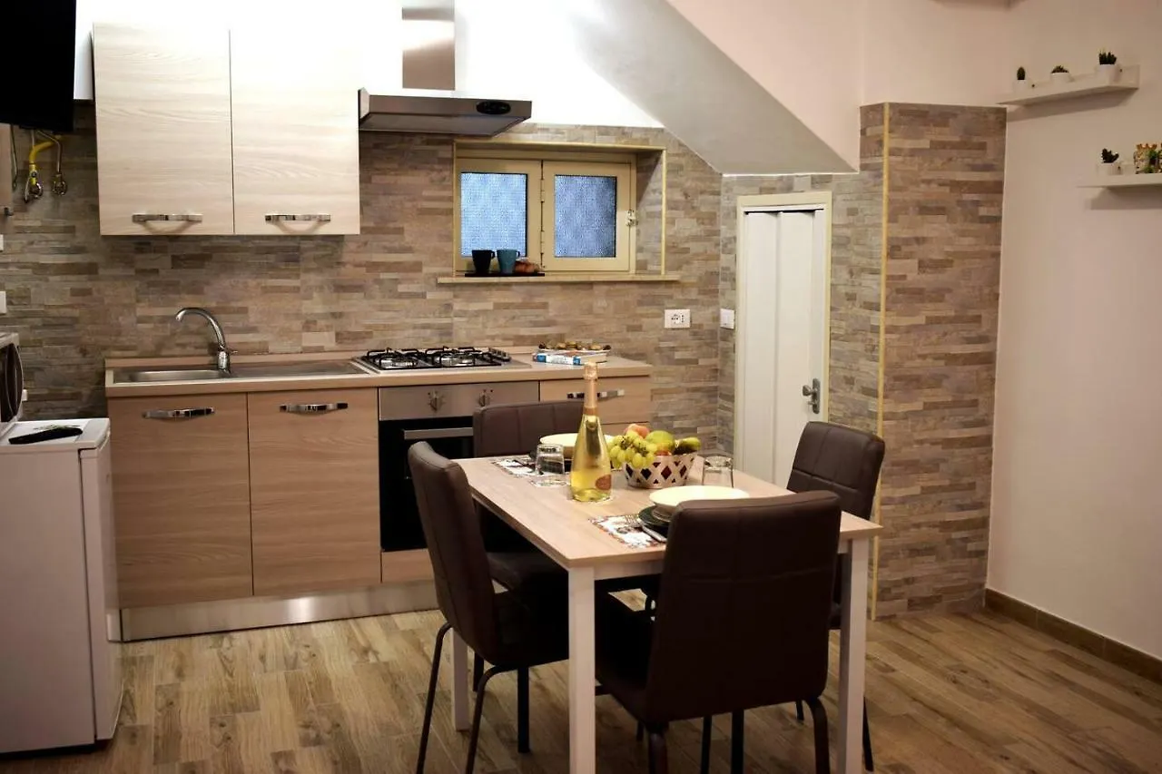 Sbiriddu'S House Apartment Taormina